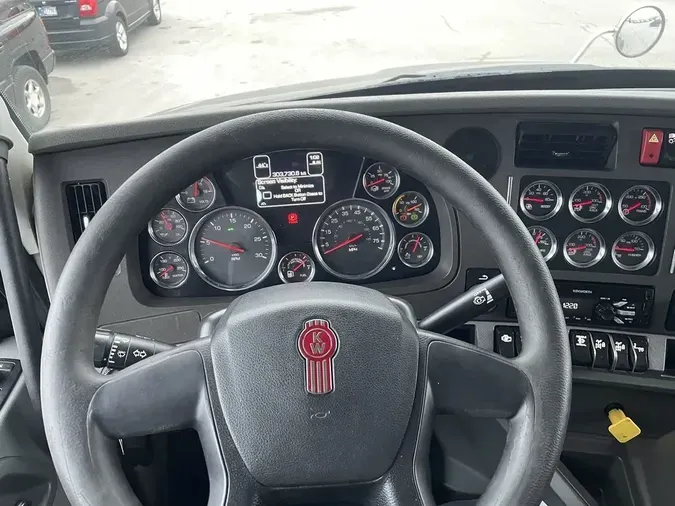 2019 Kenworth T880