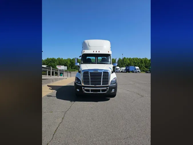 2018 FREIGHTLINER/MERCEDES CASCADIA 125