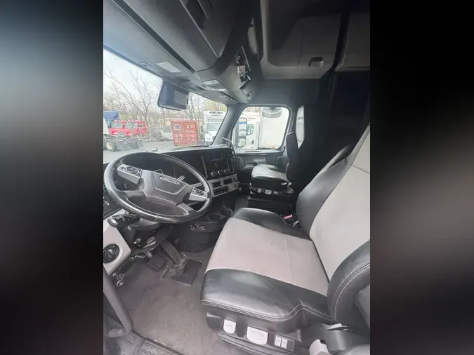 2022 FREIGHTLINER/MERCEDES NEW CASCADIA PX12664
