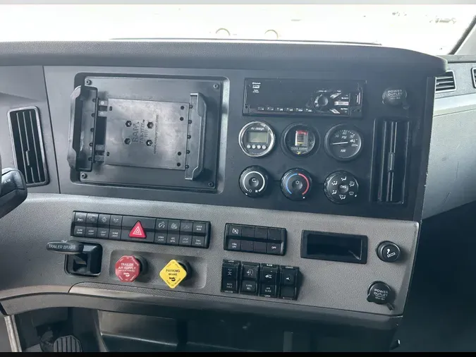 2020 Freightliner Cascadia