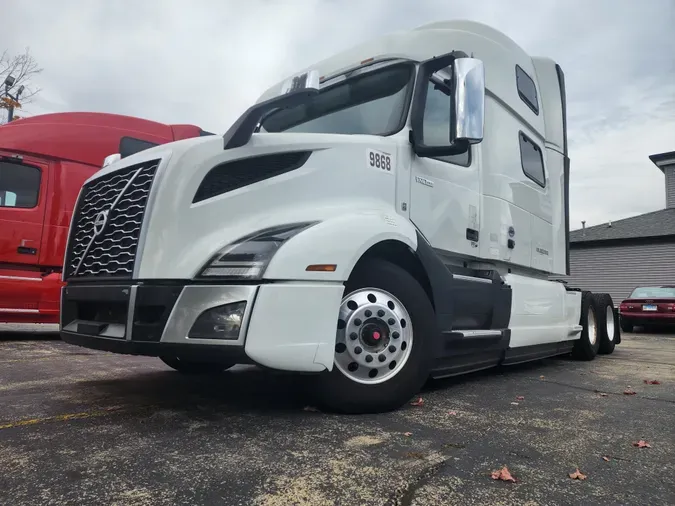 2022 VOLVO VNL64T860dda43e1e9cc79631b117410a2e02975f