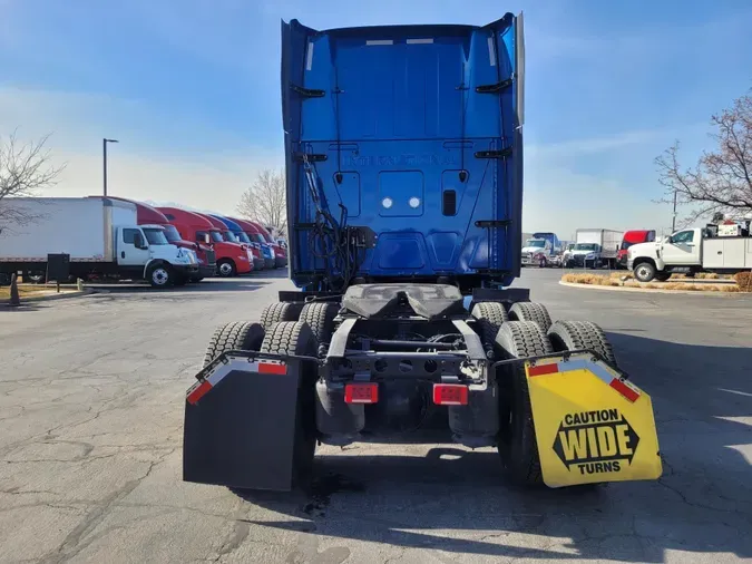 2022 International LT625