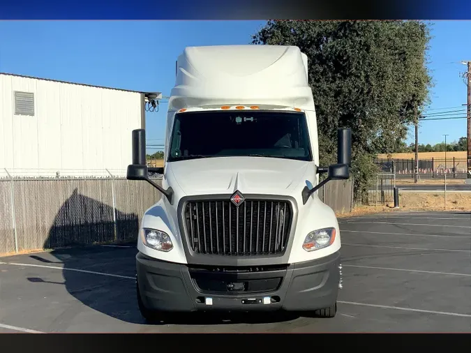 2022 INT LT625 6x4