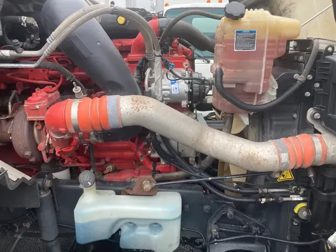 2019 NAVISTAR INTERNATIONAL LT625 DAYCAB T/A