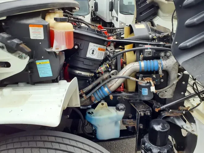 2019 FREIGHTLINER/MERCEDES M2 106