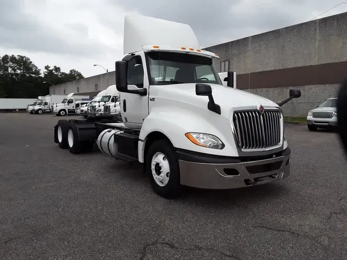 2020 NAVISTAR INTERNATIONAL LT625 DAYCAB T/A