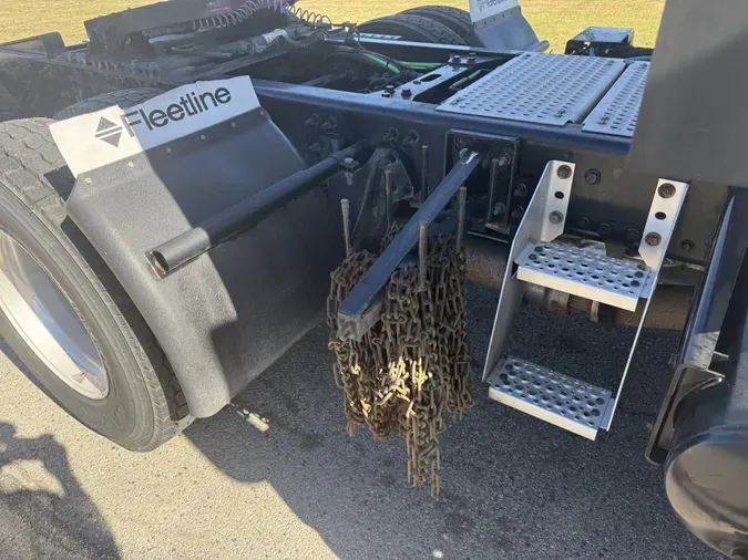 2021 International LT625