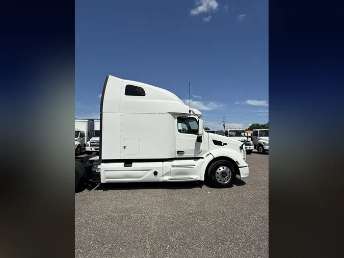 2022 Peterbilt 579