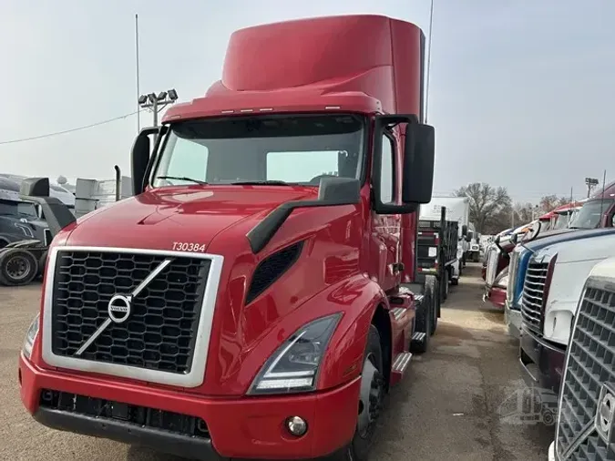 2022 VOLVO VNR64T300ddbc764c26d0338eda1c67917ba81dd0