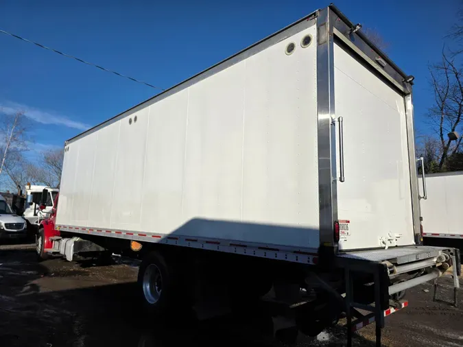 2019 FREIGHTLINER/MERCEDES M2 106