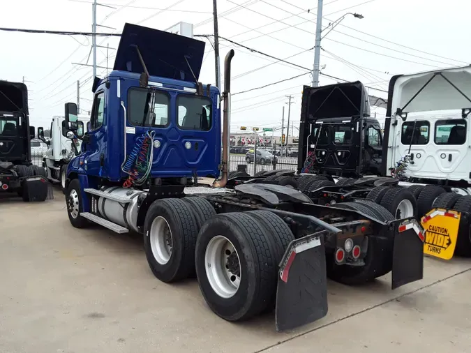 2018 FREIGHTLINER/MERCEDES CASCADIA 125