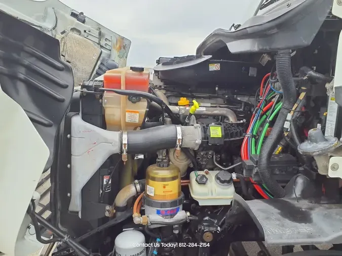 2017 FREIGHTLINER/MERCEDES CASCADIA 113