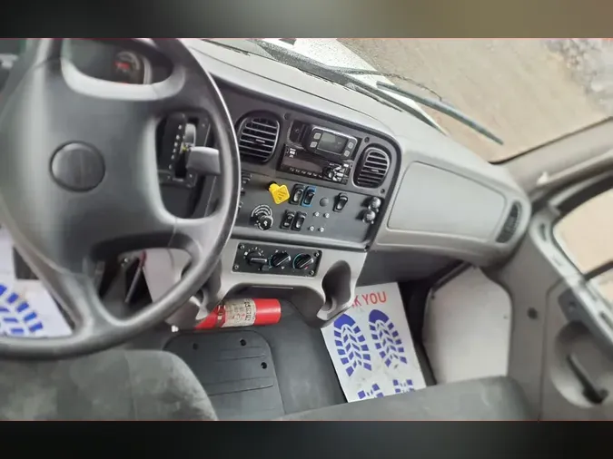 2018 FREIGHTLINER/MERCEDES M2 106