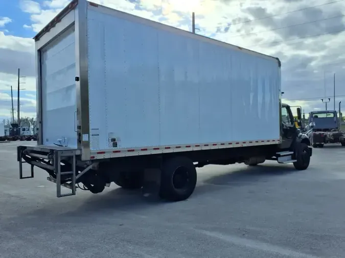 2019 FREIGHTLINER/MERCEDES M2 106