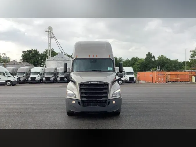 2021 Freightliner Cascadia