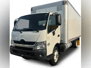2018 Hino 195