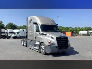 2022 Freightliner Cascadia 126