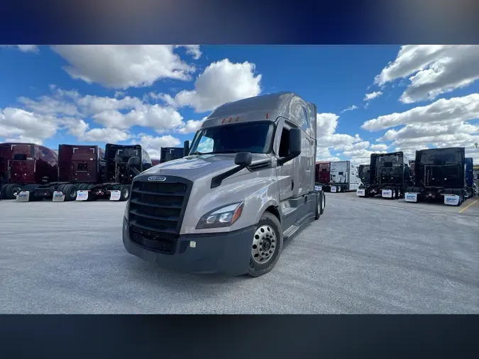 2025 Freightliner Cascadia 126