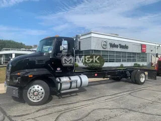 2025 MACK MD MD6 270 WB Lo-Pro BLACK