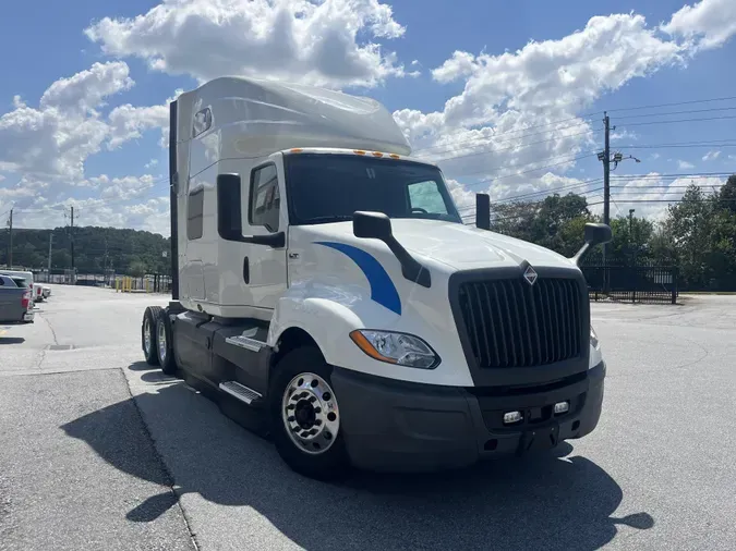 2021 International LT625
