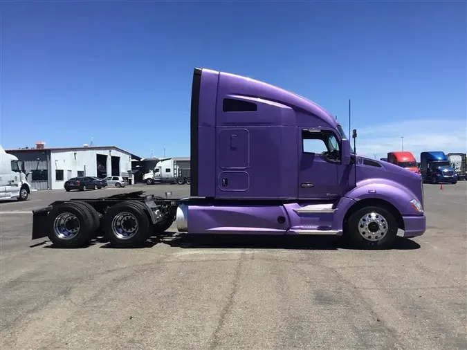 2022 KENWORTH T680dde0698607cbce898969f2b695bc2bc2