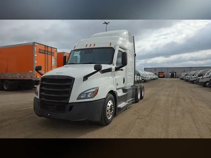 2022 Freightliner Cascadia 126