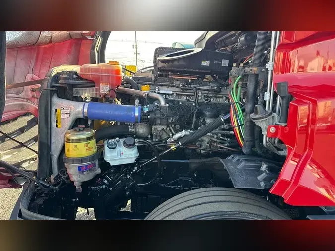 2022 FREIGHTLINER CA126