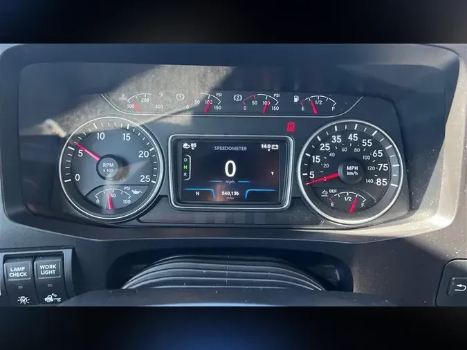 2022 INTERNATIONAL LT625