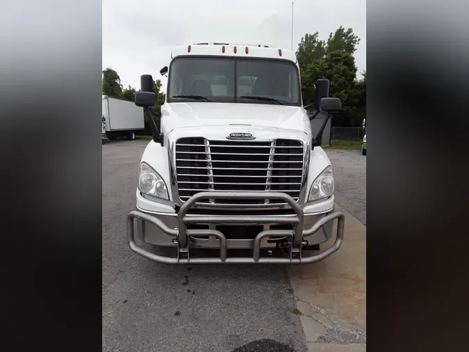 2019 FREIGHTLINER/MERCEDES CASCADIA 125