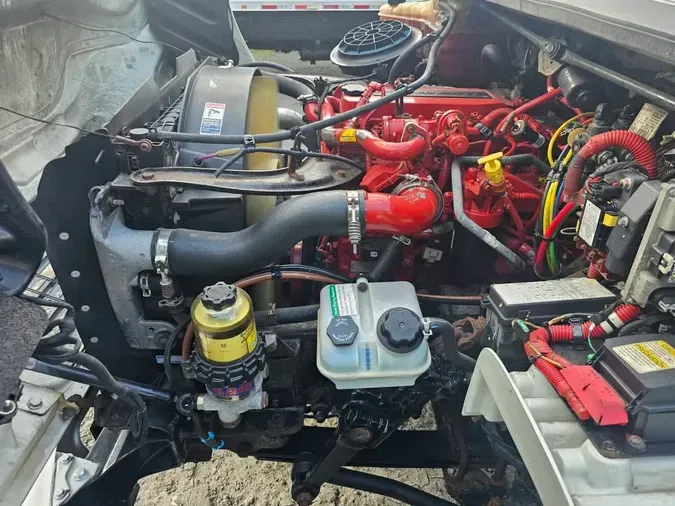 2019 FREIGHTLINER M2 106