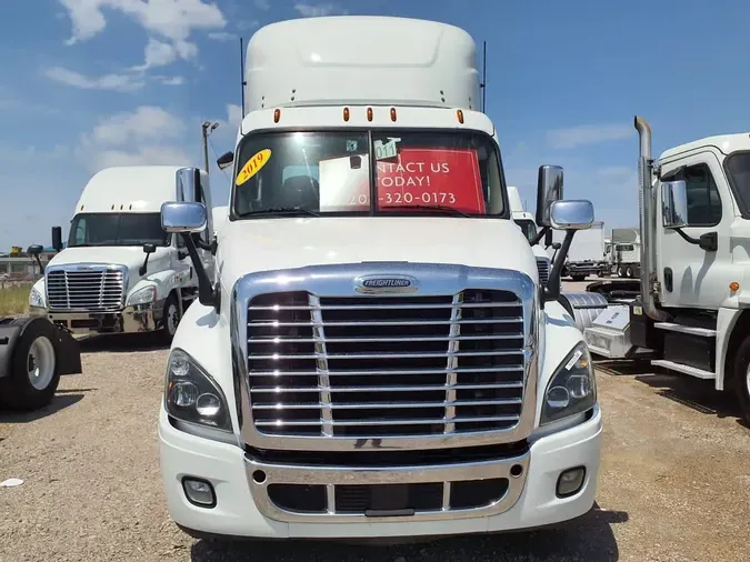 2019 FREIGHTLINER CASCADIA 125