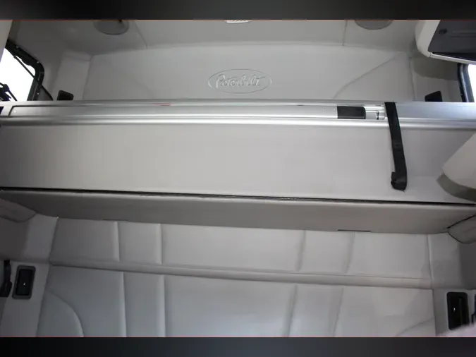 2024 Peterbilt 579ddeedc632caeb8b15f27b24aab0d12a8