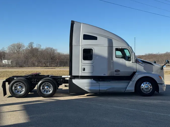 2023 KENWORTH T680