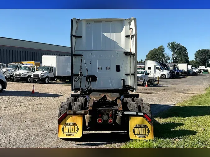 2021 INT LT625 6x4
