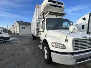 2019 FREIGHTLINER/MERCEDES M2 106