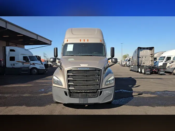 2023 Freightliner Cascadia 126