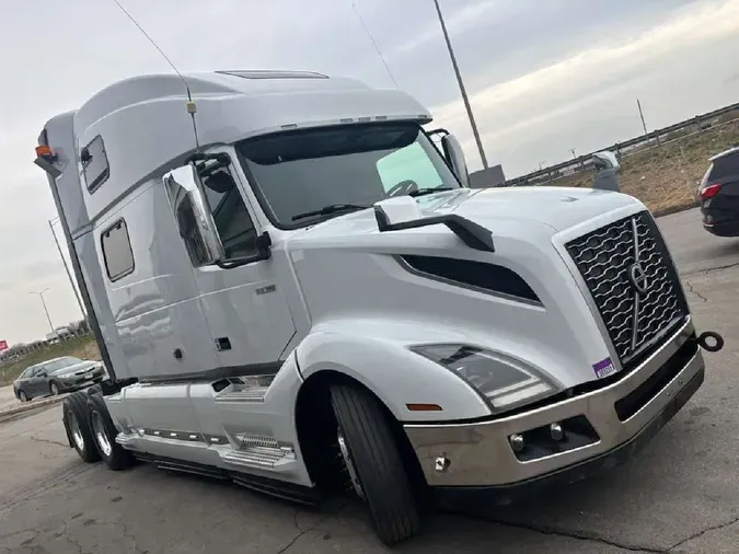 2020 VOLVO VNL64T860ddf7be6064069834c2ed6ac33cf845ff