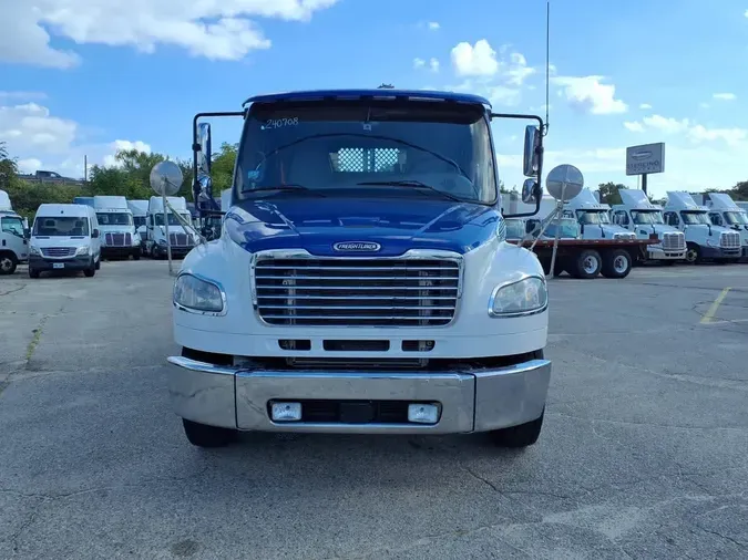 2020 FREIGHTLINER M2 106