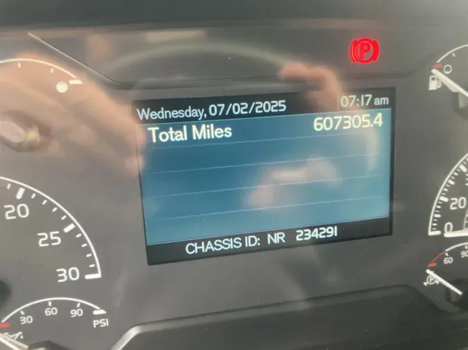 2020 Volvo VN