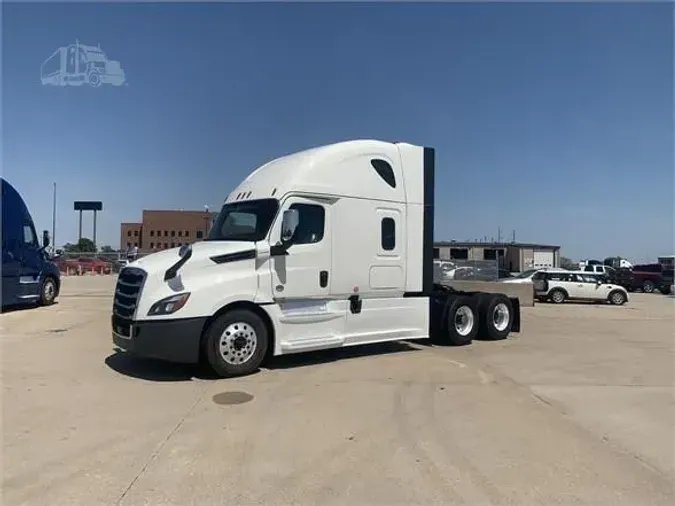 2023 FREIGHTLINER CASCADIA 126