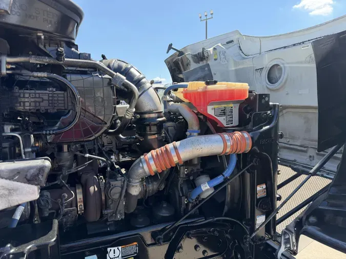 2021 Peterbilt 567