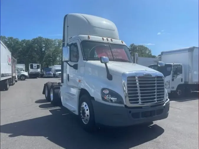 2018 FREIGHTLINER CASCADIA 125