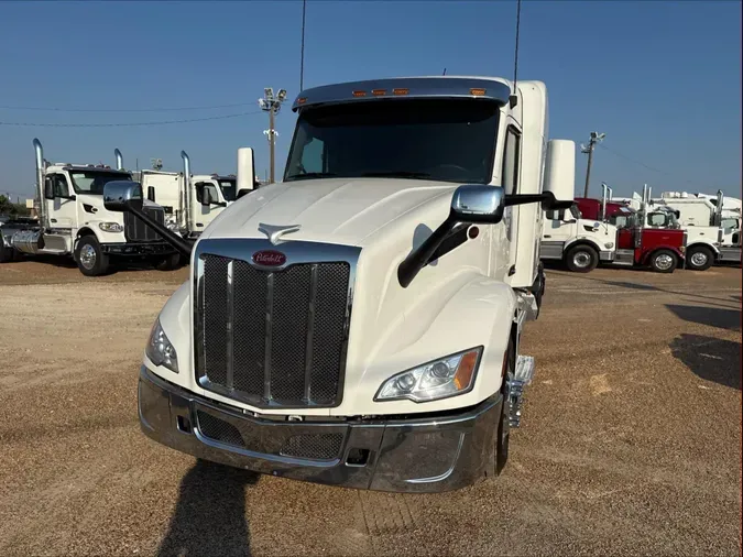 2023 Peterbilt 579
