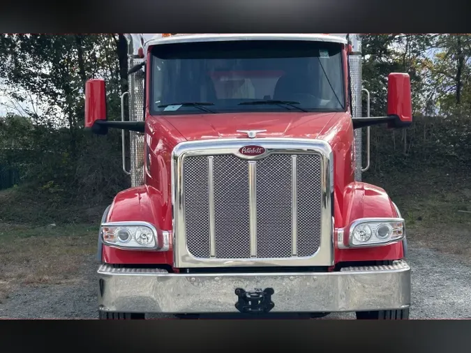 2024 Peterbilt 567