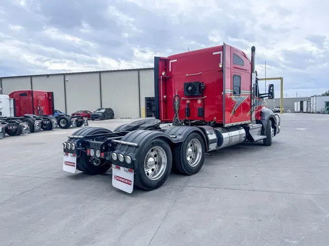 2022 KENWORTH T680