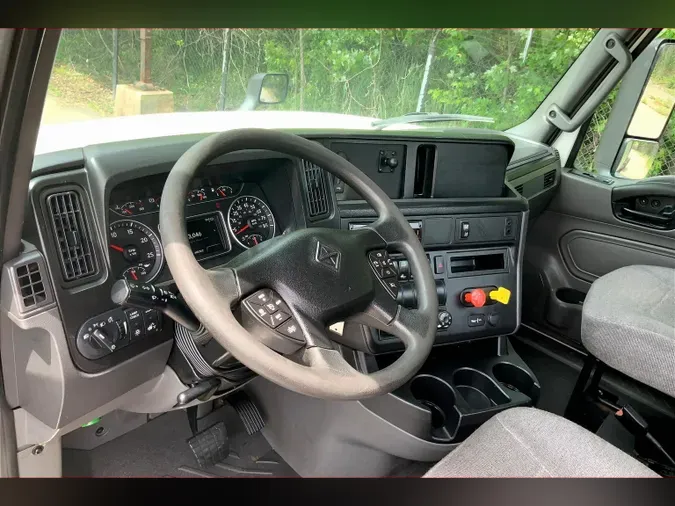 2019 INT LT625 6x4