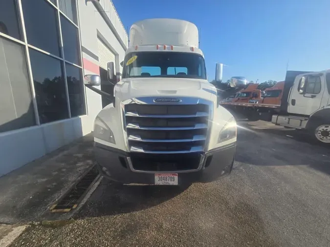 2018 FREIGHTLINER NEW CASCADIA PX12664