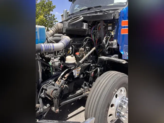 2021 Peterbilt 579