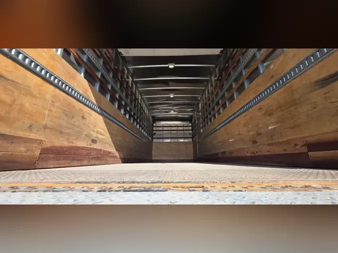 2019 FREIGHTLINER/MERCEDES M2 106