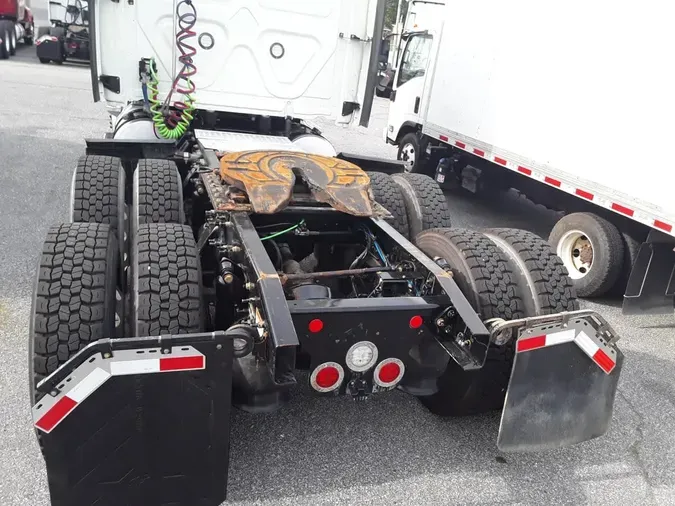 2019 FREIGHTLINER CASCADIA 125